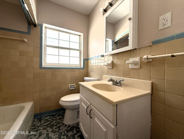 1557 INGLESIDE Avenue 3, Jacksonville, FL 32205