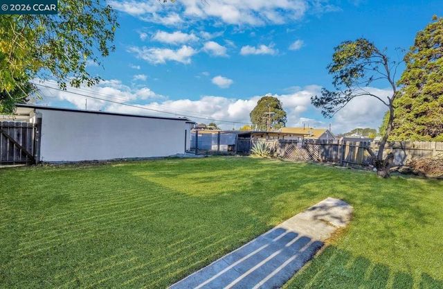 1238 Frances Rd, San Pablo, CA 94806