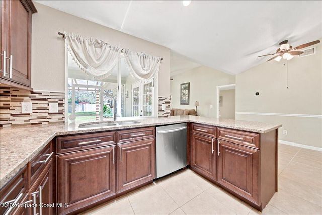 813 Emerald Way, Rockledge, FL 32955