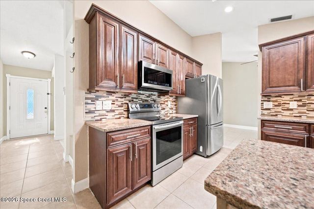 813 Emerald Way, Rockledge, FL 32955