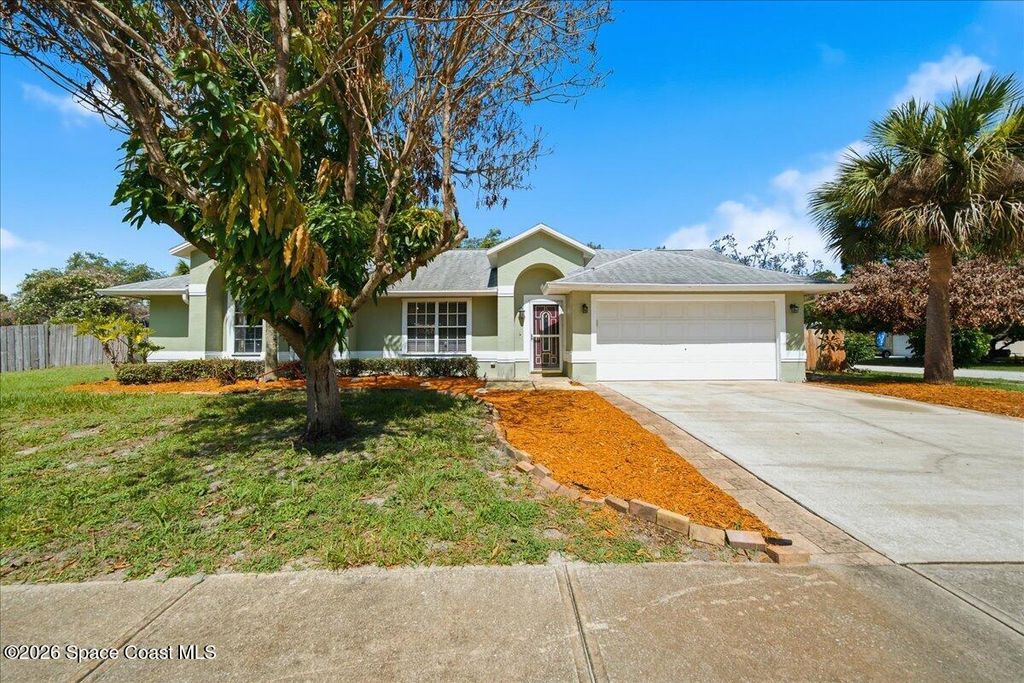 813 Emerald Way, Rockledge, FL 32955