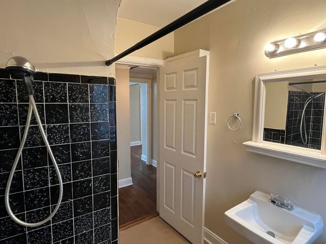 711 S GRAHAM ST, Memphis, TN 38111