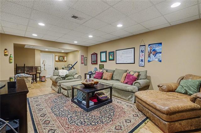 460 Waterford Drive, Cartersville, GA 30120