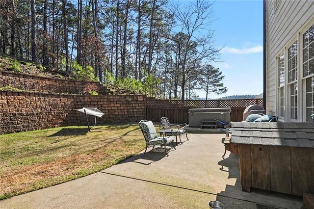 460 Waterford Drive, Cartersville, GA 30120