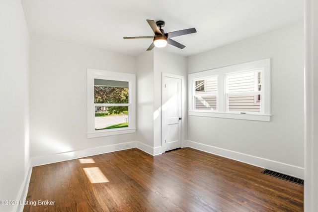 1615 Texas Ave, Louisville, KY 40217