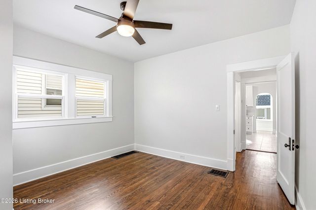1615 Texas Ave, Louisville, KY 40217