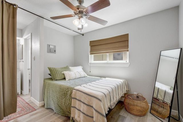 1111 W 10th ST 106, Austin, TX 78703