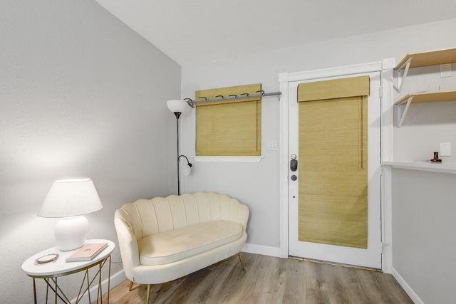 1111 W 10th ST 106, Austin, TX 78703