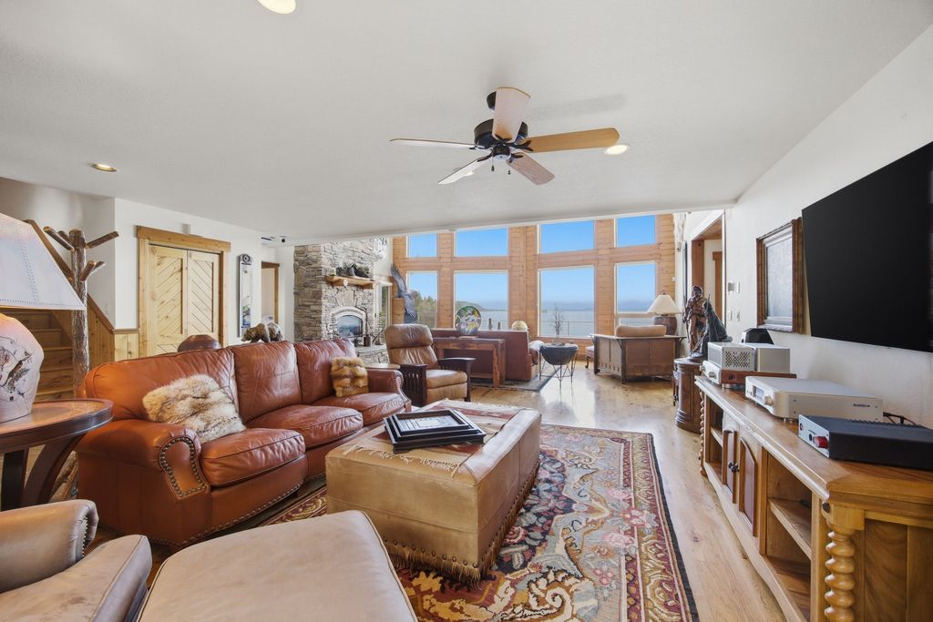 19234 Johns Lakeshore Drive, Lakeside, MT 59922 photo 16