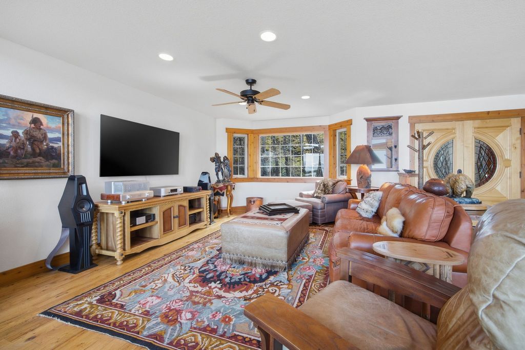 19234 Johns Lakeshore Drive, Lakeside, MT 59922 photo 17