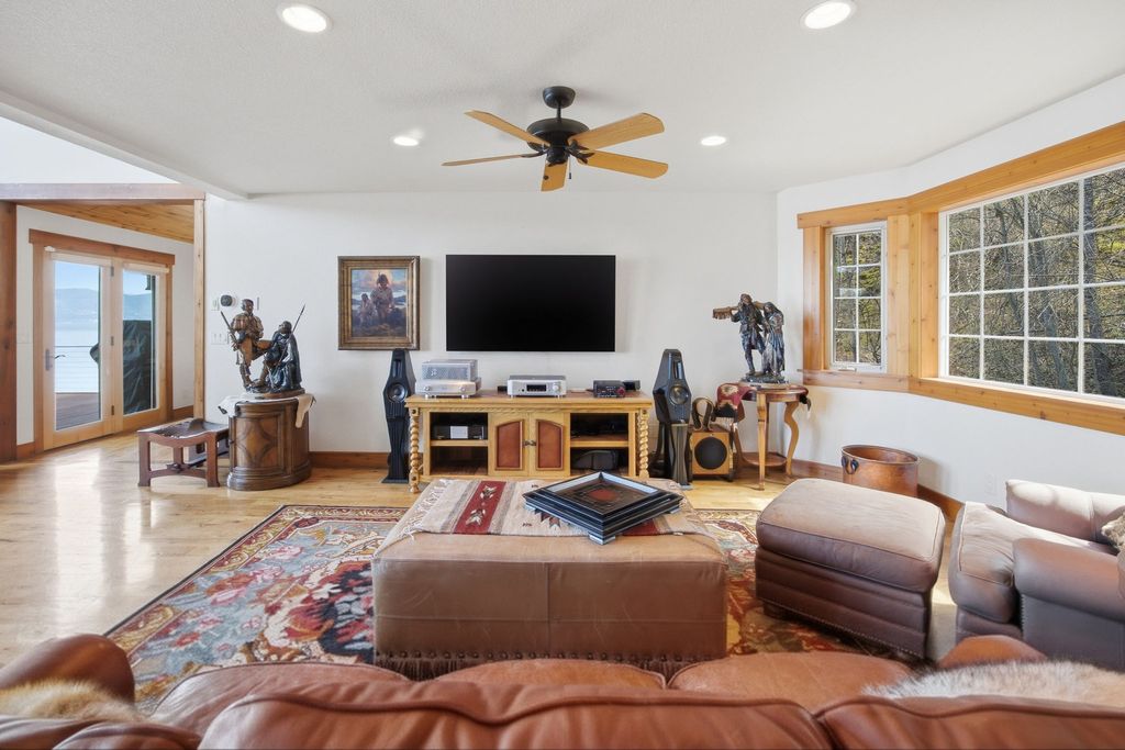 19234 Johns Lakeshore Drive, Lakeside, MT 59922 photo 18