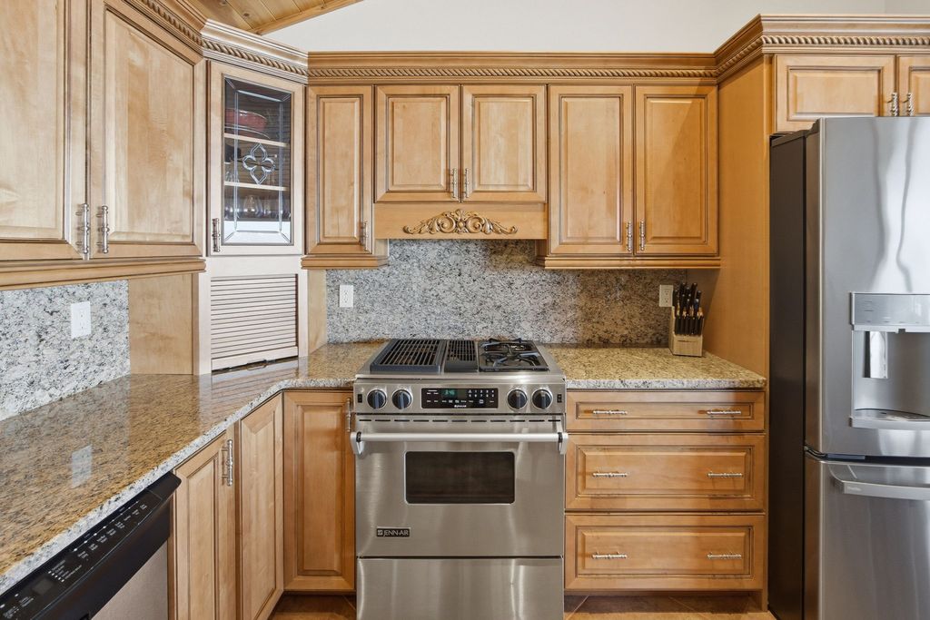 19234 Johns Lakeshore Drive, Lakeside, MT 59922 photo 25