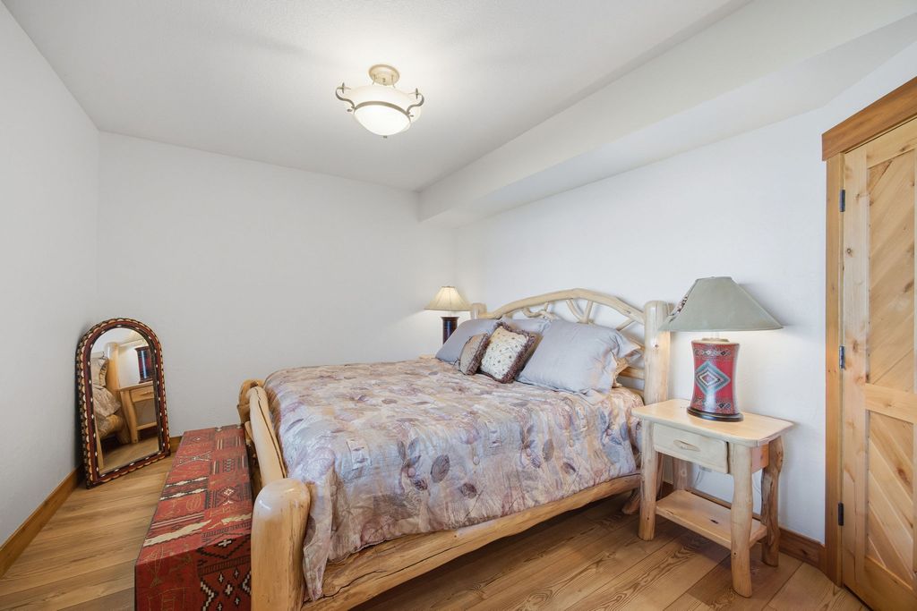 19234 Johns Lakeshore Drive, Lakeside, MT 59922 photo 38