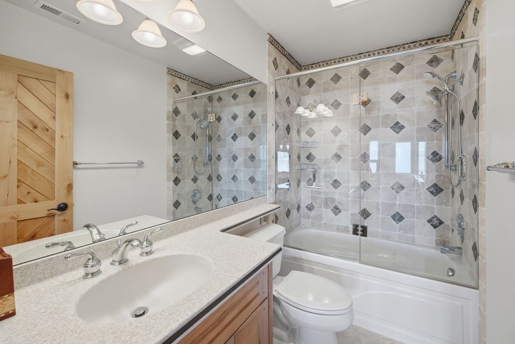 19234 Johns Lakeshore Drive, Lakeside, MT 59922 photo 41