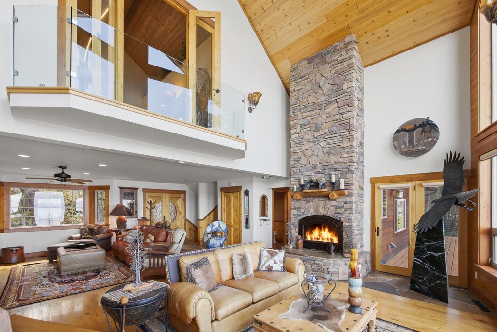 19234 Johns Lakeshore Drive, Lakeside, MT 59922 photo 9