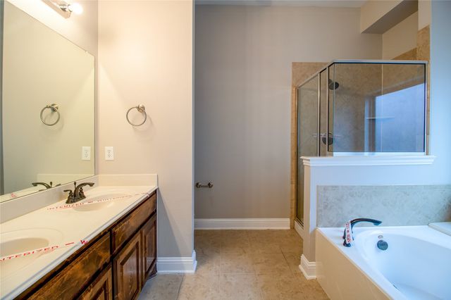 13 Center Court, Heath, TX 75032