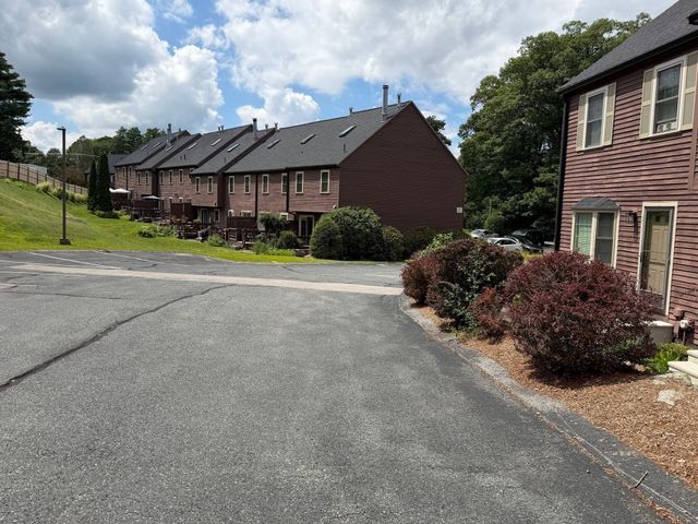479 Northboro Rd West 02, Marlborough, MA 01752