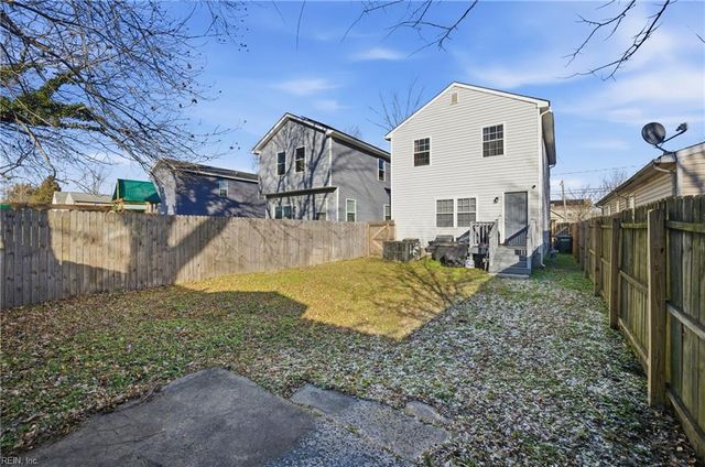 711 Hemlock AVE, Hampton, VA 23661