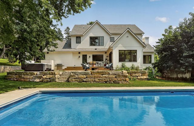 905 9th Avenue SW, Rochester, MN 55902