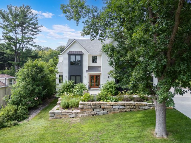 905 9th Avenue SW, Rochester, MN 55902