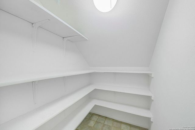 11010 Kimes Park Dr, San Antonio, TX 78249