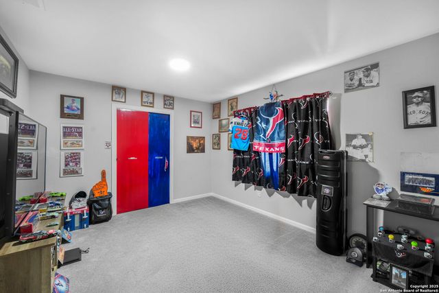 11010 Kimes Park Dr, San Antonio, TX 78249