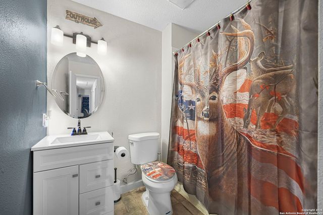 11010 Kimes Park Dr, San Antonio, TX 78249