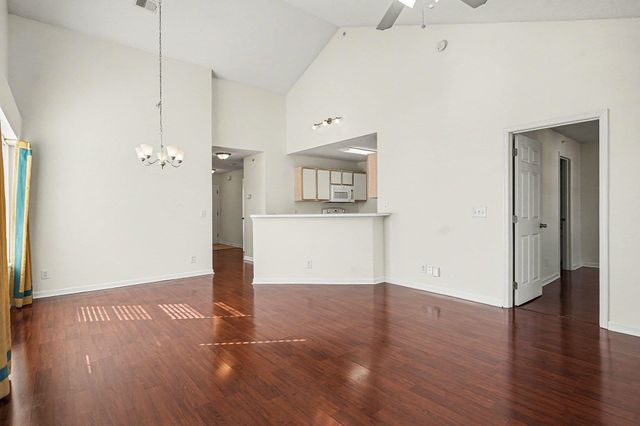 4920 Twin Pond Ct Unit 202, Myrtle Beach, SC 29579