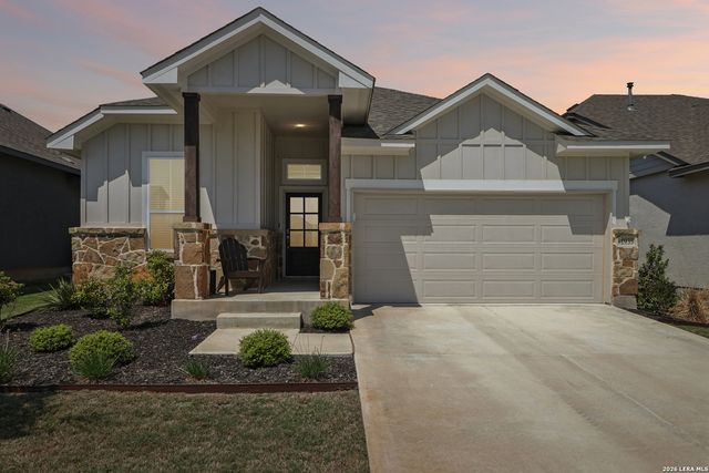 1935 Scare Crow, New Braunfels, TX 78130