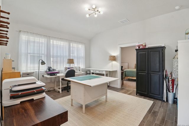 1935 Scare Crow, New Braunfels, TX 78130