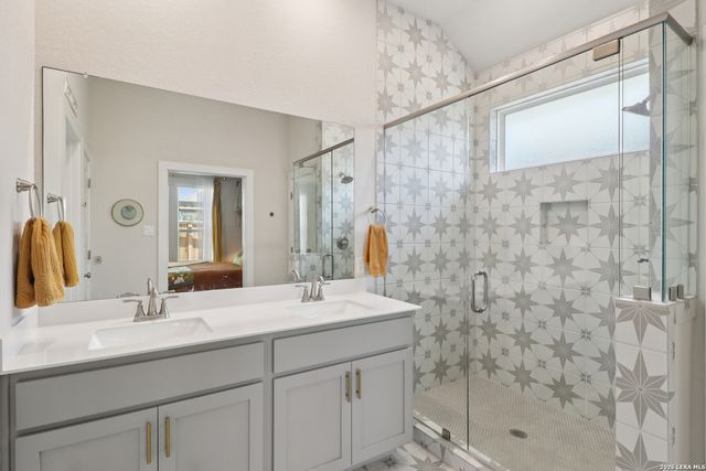 1935 Scare Crow, New Braunfels, TX 78130