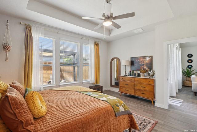 1935 Scare Crow, New Braunfels, TX 78130