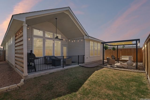 1935 Scare Crow, New Braunfels, TX 78130