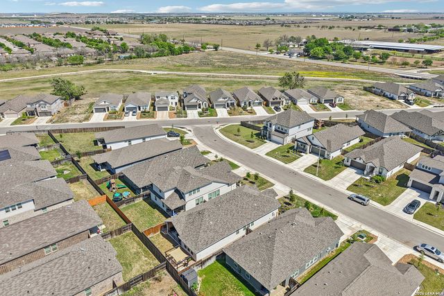 1935 Scare Crow, New Braunfels, TX 78130