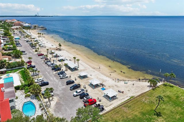 5727 BISCAYNE COURT 209, New Port Richey, FL 34652
