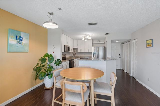 5727 BISCAYNE COURT 209, New Port Richey, FL 34652