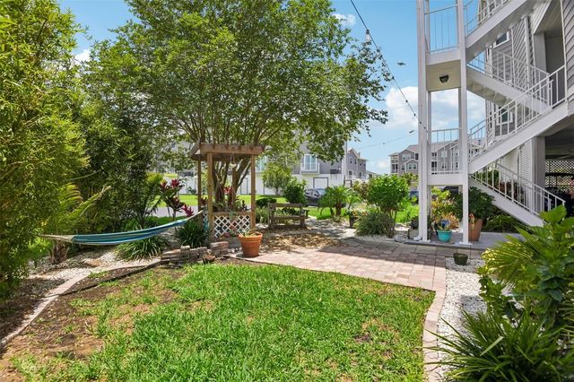 5727 BISCAYNE COURT 209, New Port Richey, FL 34652