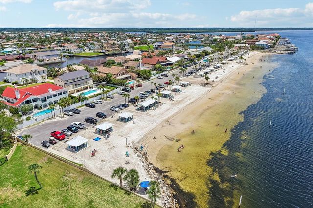 5727 BISCAYNE COURT 209, New Port Richey, FL 34652