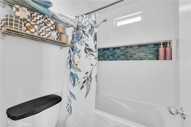 7581 Stoney Creek Drive, Highland, CA 92346