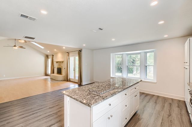 8821 Glen Hollow Drive, Fort Worth, TX 76179