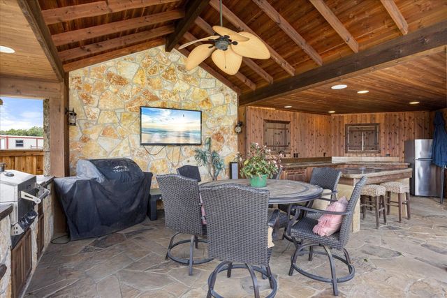 2560 Shady Oaks Circle, Glen Rose, TX 76043