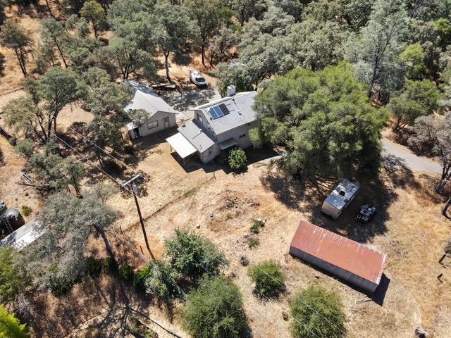 22391 Cameo Dr, Grass Valley, CA 95949