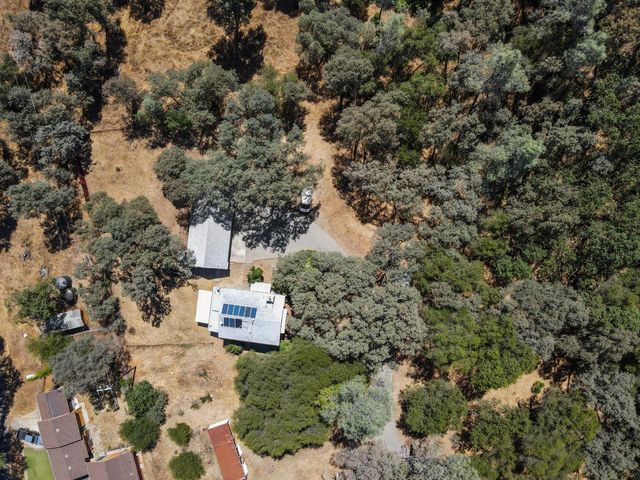 22391 Cameo Dr, Grass Valley, CA 95949