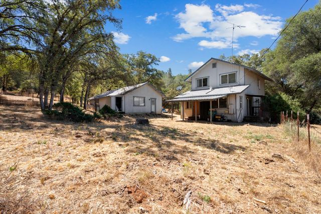 22391 Cameo Dr, Grass Valley, CA 95949