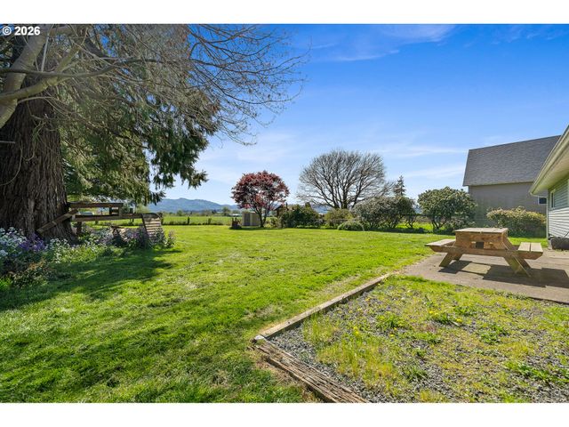 3195 FITZPATRICK Rd, Tillamook, OR 97141