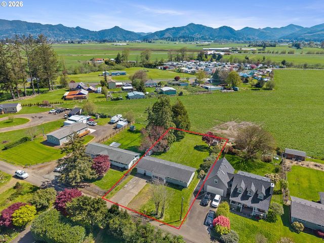 3195 FITZPATRICK Rd, Tillamook, OR 97141