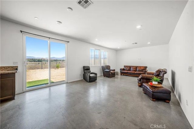 1100 Little Leaf, Calimesa, CA 92320