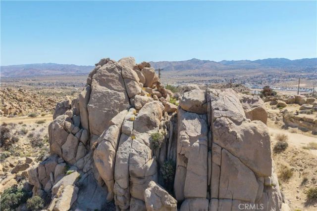57864 Bandera Road, Yucca Valley, CA 92284