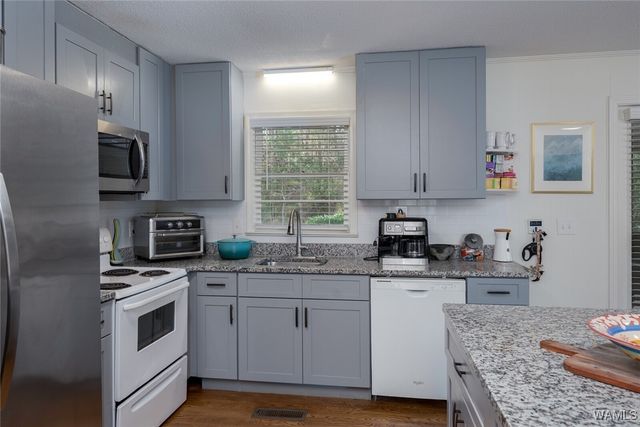 2707 31st Avenue, Northport, AL 35476