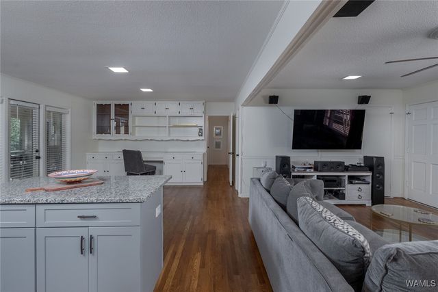 2707 31st Avenue, Northport, AL 35476